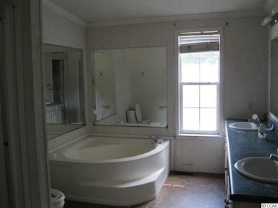 1634 Hewitt Rd, Loris, SC 29569 - photo 5