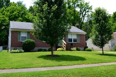 6612 Burlwood Dr, Louisville, KY 40229 - photo 3