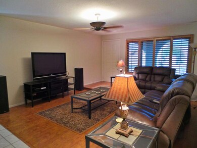 Living room 2