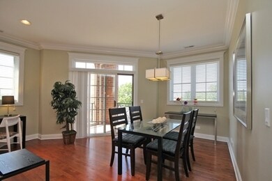 4705 S Champlain Ave unit 401, Chicago, IL 60615 - photo 5