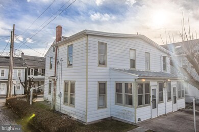 9 & 11 S Cherry St, Myerstown, PA 17067 - photo 4