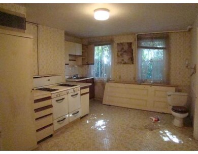 105 E Brookline St, Boston, MA 02118 - photo 3