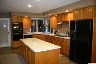 495 Valleywood Dr SE, Salem, OR 97306 - photo 7