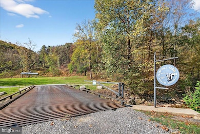 30 Polecat Hollow Blvd, Franklin, WV 26807 - photo 3