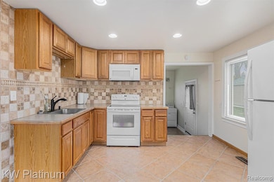 22019 Gordon Rd, Saint Clair Shores, MI 48081 - photo 6