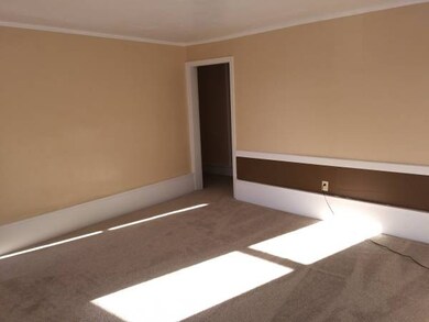 592 Broad St unit 592, East Weymouth, MA 02189 - photo 3