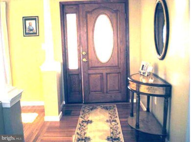 8563 Bay Rd, Pasadena, MD 21122 - photo 5