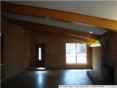 Great Den/Dining Room, vaulted and beamed ceilings