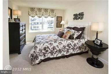 7214 Flame Leaf Ct, Clinton, MD 20735 - photo 3