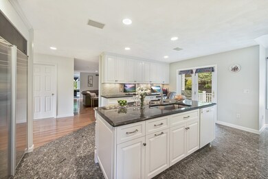 4 Yolande Rd, Marblehead, MA 01945 - photo 6