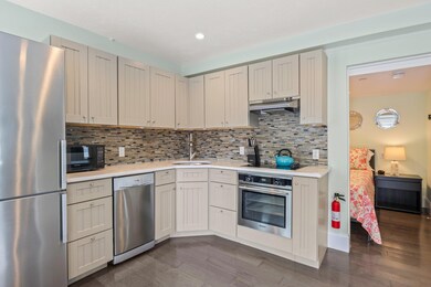 9 Conwell St unit 1, Provincetown, MA 02657 - photo 5