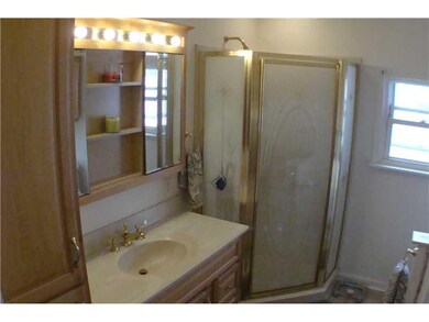 Full Bath.