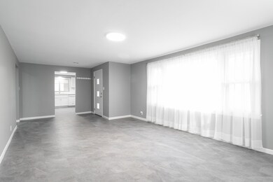 2916 15th St, Columbus, IN 47201 - photo 6