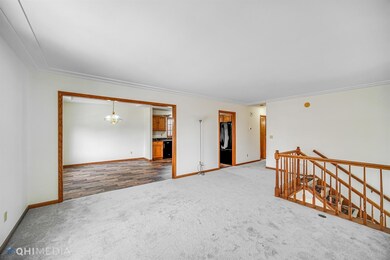 1360 Creekside Dr, Crown Point, IN 46307 - photo 7