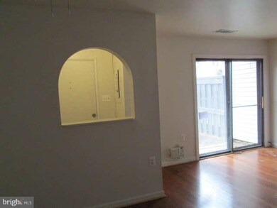 8626 Village Way unit 5, Alexandria, VA 22309 - photo 3