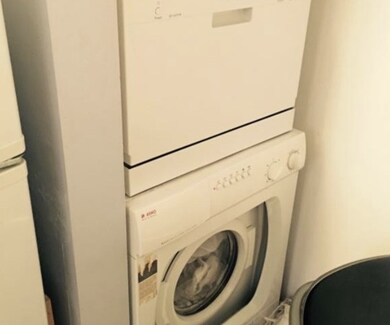 21 Moon St unit 11, Boston, MA 02113 - photo 5