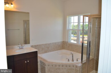 9073 Alexander Way, Manassas Park, VA 20111 - photo 7