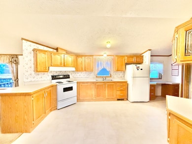 2701 E Main St unit 98, Reedsburg, WI 53959 - photo 7