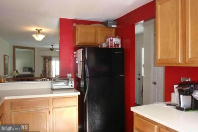 11934 Redtree Way, Reston, VA 20194 - photo 7