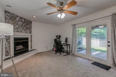 1183 Fairchild Ave, Hagerstown, MD 21742 - photo 4