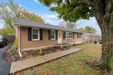 1424 Longview Dr, Bowling Green, KY 42101 - photo 2