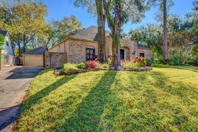 211 Briarpark Dr, Houston, TX 77042 - photo 3