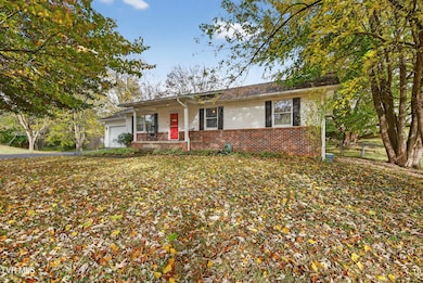 825 Edgemont North St NE, Abingdon, VA 24210 - photo 2