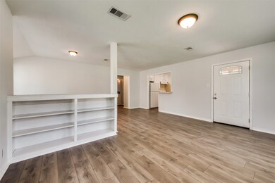 1411 W unit 6th, Freeport, TX 77541 - photo 5