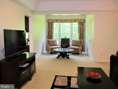 8609 Wintergreen Ct unit 206, Odenton, MD 21113 - photo 4
