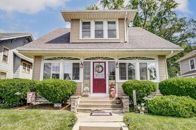 1168 W Wayne St (2)