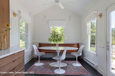 628 Lattintown Rd, Marlboro, NY 12542 - photo 3