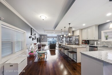 2953 N Gresham Ave, Chicago, IL 60618 - photo 4