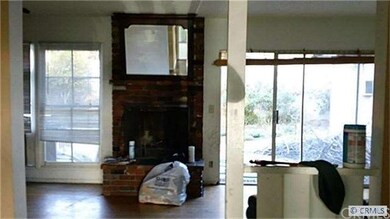 Living Room - Needs TLC