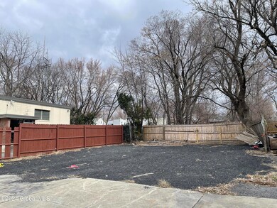 543 2nd St, Albany, NY 12206 - photo 4