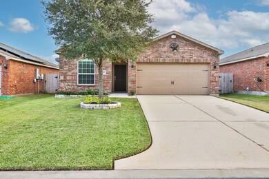 12007 Quartersawn Ln, Pinehurst, TX 77362 - photo 2