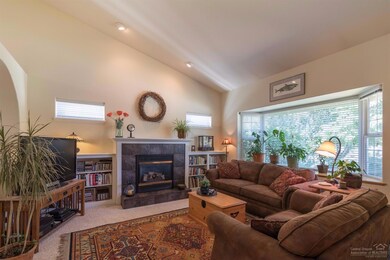 20773 Snow Peaks Dr, Bend, OR 97701 - photo 4