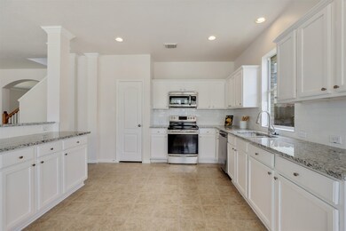 18818 Knobby Oaks Place, Magnolia, TX 77355 - photo 6