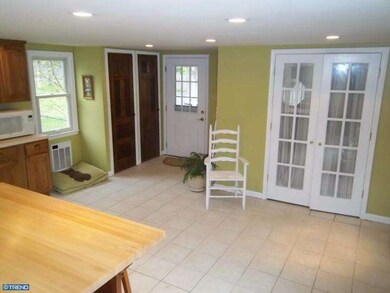 7440 Skinny Ln, Pipersville, PA 18947 - photo 6