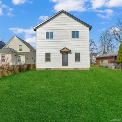 1017 Elm St, Wyandotte, MI 48192 - photo 3