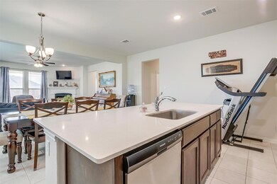 805 Holbrook Rd, Springtown, TX 76082 - photo 7