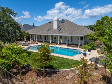 2266 Everest Dr, Redding, CA 96001 - photo 6