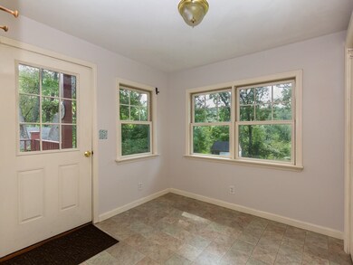 119 Forrest St, Plaistow, NH 03865 - photo 6