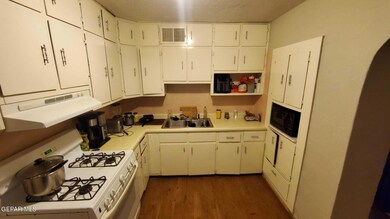 3611 Nations Ave, El Paso, TX 79930 - photo 5