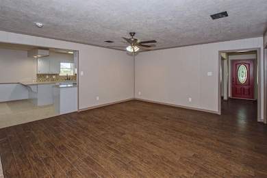 29907 Spring Forest Dr, Spring, TX 77386 - photo 3