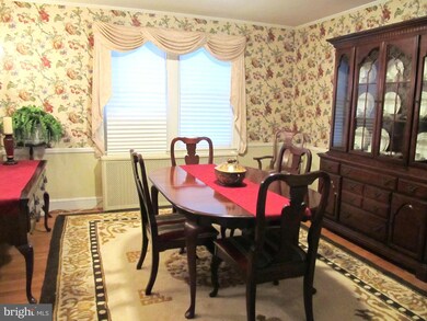 422 Forest View Rd, Linthicum Heights, MD 21090 - photo 7