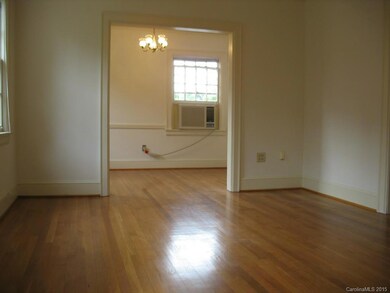 414 S Center St, Statesville, NC 28677 - photo 3