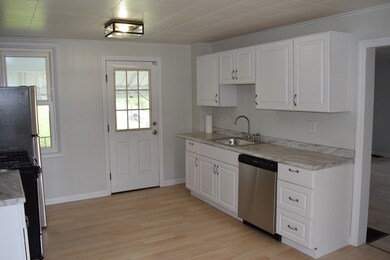 306 N 4th St, West Newton, PA 15089 - photo 3