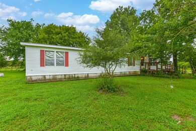 1611 Bunyard Rd, Alvin, TX 77511 - photo 2