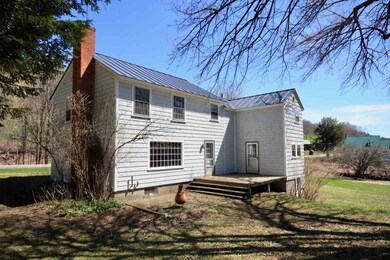 8696 Pomfret Rd, Pomfret, VT 05084 - photo 3