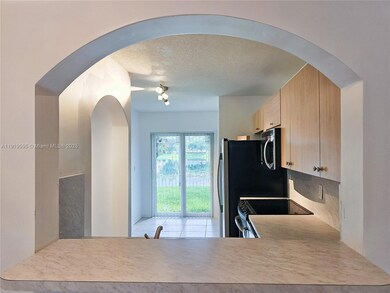 2651 SE 12th Rd unit 105, Homestead, FL 33035 - photo 5